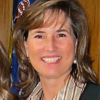 Profile photo of Kelly Powell Logan