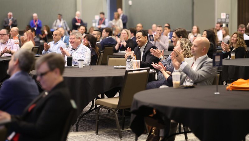 New York Crowd Clapping