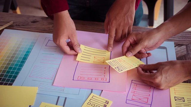 Designing and embedding a seamless and innovative end-to-end service