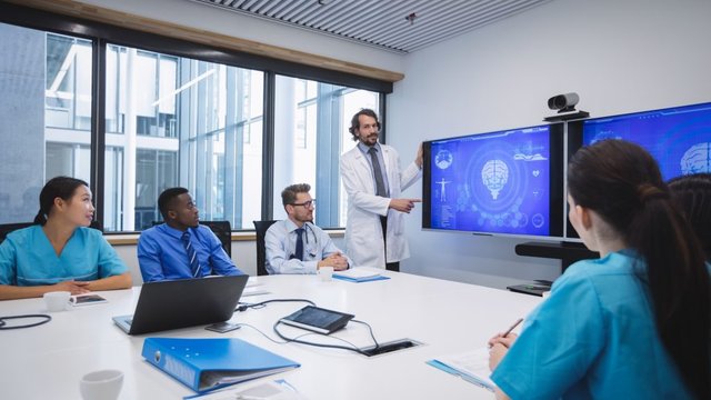 Balancing innovation, security and compliance in the health sector