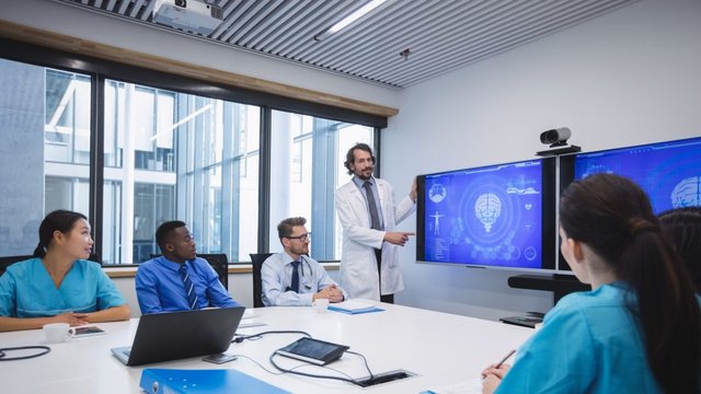 Balancing innovation, security and compliance in the health sector