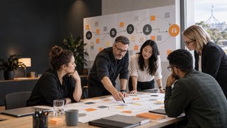 From Fragmented Processes to a Joined-Up Service Model