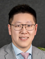 Chris-Huang Headshot